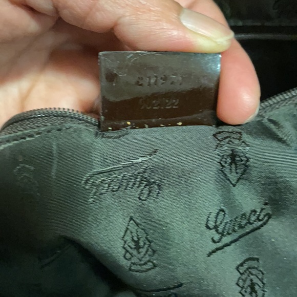 Authentic Gucci Mono Tote Canvas - Picture 15 of 16